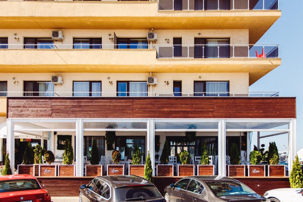 La Vida Loca Apartment Summerland Mamaia Buitenkant foto