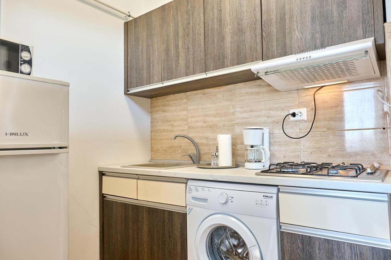 La Vida Loca Apartment Summerland Mamaia Buitenkant foto